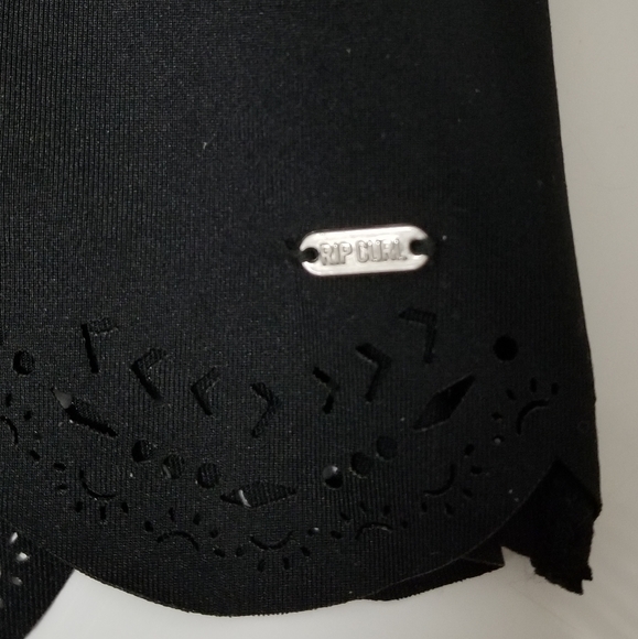 Ripcurl Love & Surf 2" Boardwalk Shorts in Jet Black Sz XS - Picture 11 of 15